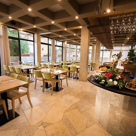 Ramon Suites By Smart Hotels Mitzpe Ramon Exteriör bild