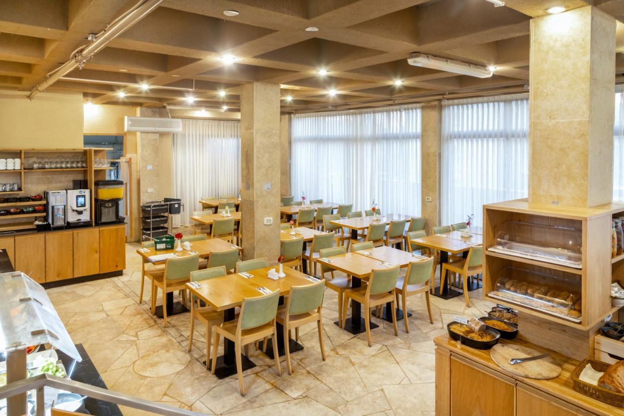 Ramon Suites By Smart Hotels Mitzpe Ramon Exteriör bild