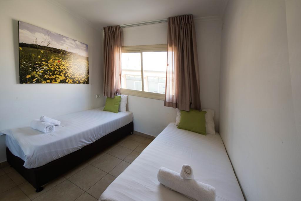 Ramon Suites By Smart Hotels Mitzpe Ramon Exteriör bild
