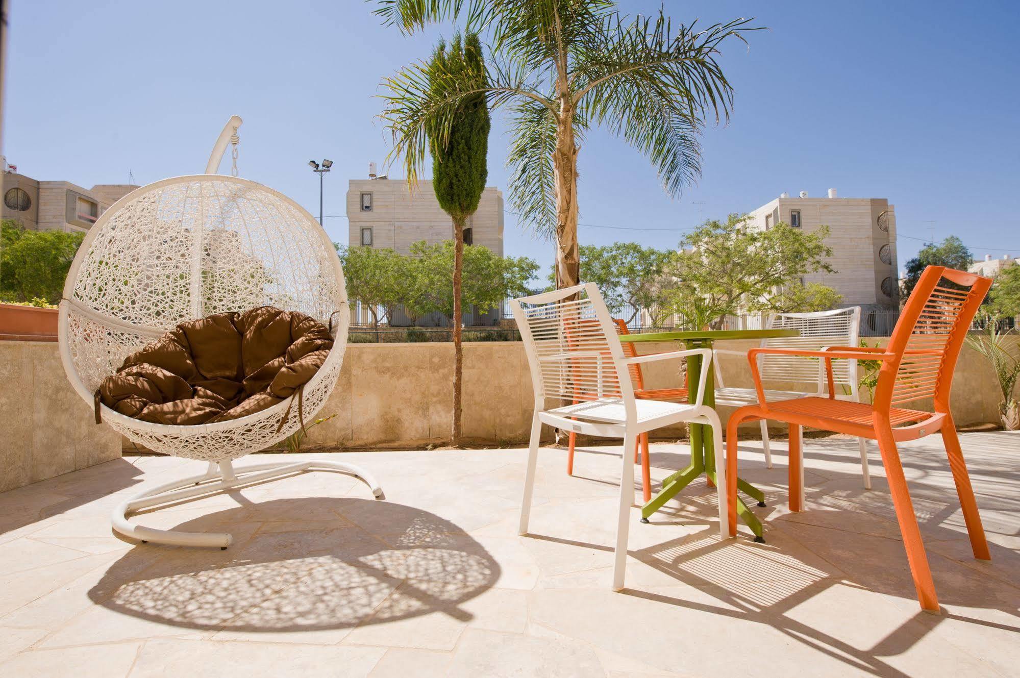 Ramon Suites By Smart Hotels Mitzpe Ramon Exteriör bild